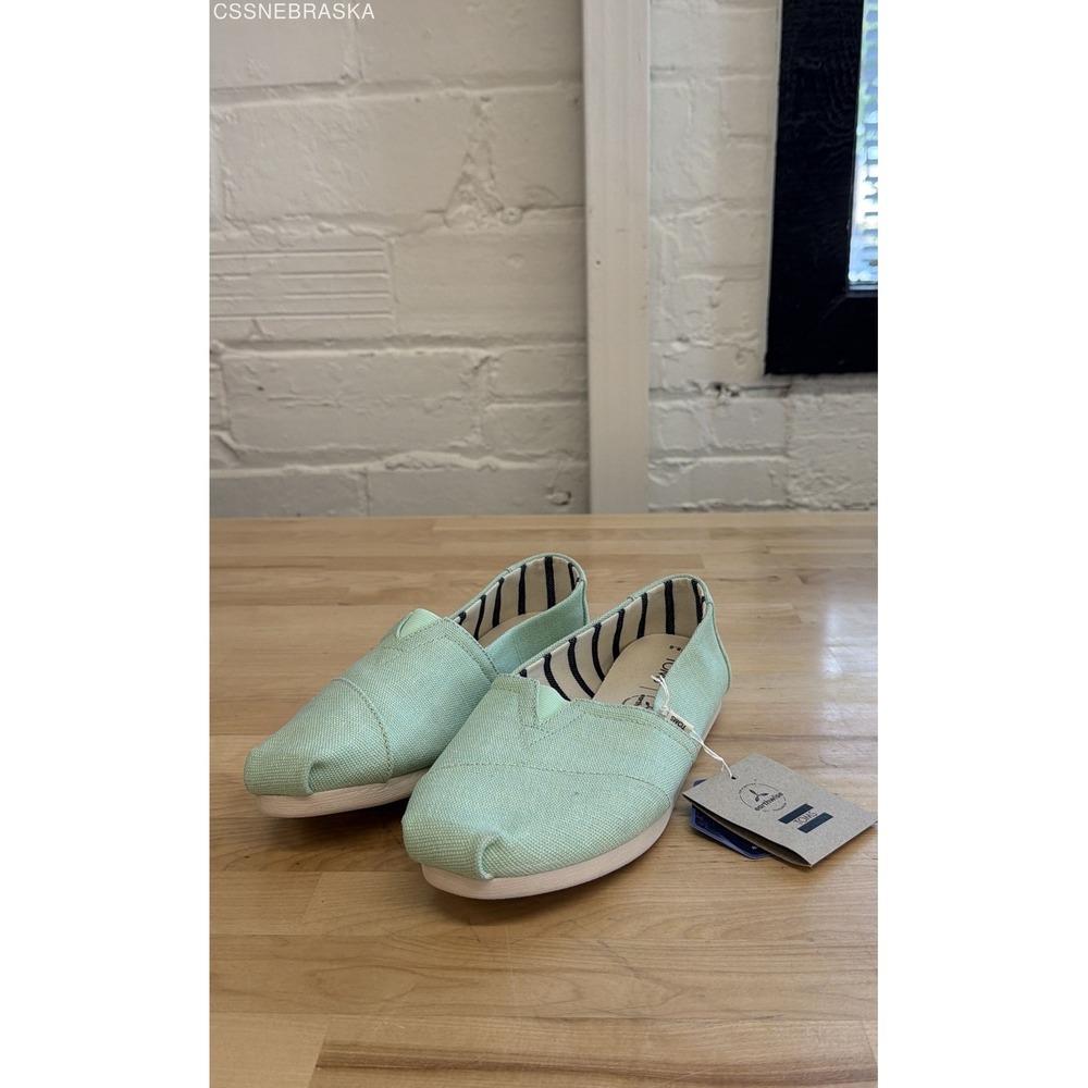 TOMS Mint Green Earthwise Alpargata Womens Canvas Slip On Flats 8.5 10016519